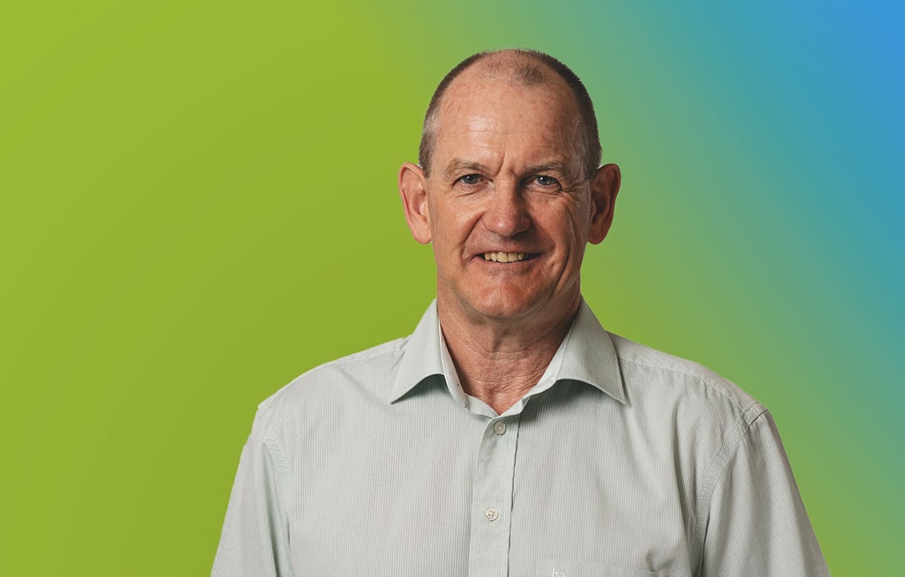 Ian Thompson